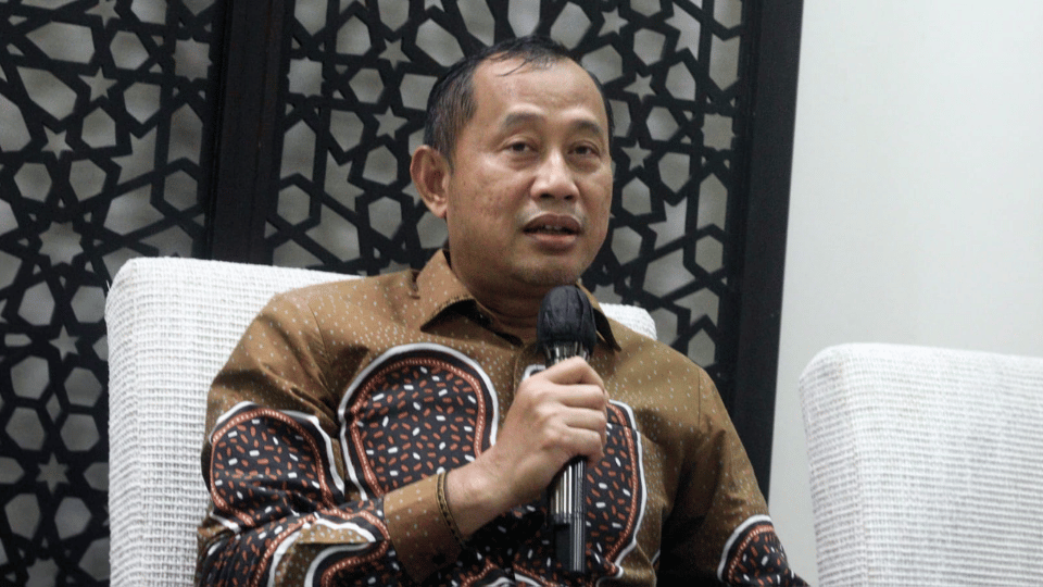 Bapak Akhmad Fauzin selaku Direktur Bina Umrah dan Haji Khusus Kemenhaj RI.png