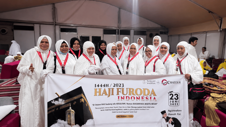 Dokumentasi Jamaah Haji Furoda Chatour Travel.png