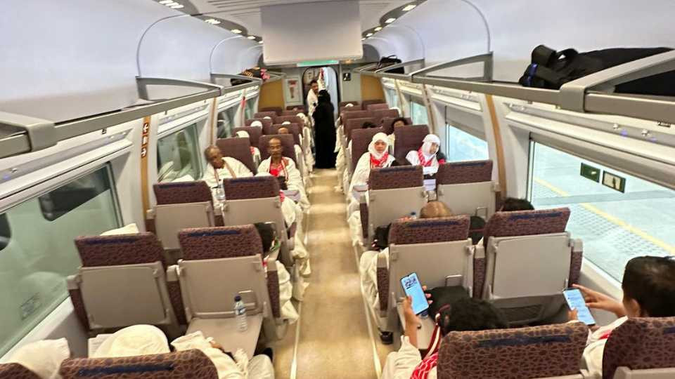 Kereta Cepat Haramain Diperluas, Jamaah Umrah Indonesia Nikmati Layanan Terintegrasi bersama Chatour Travel
