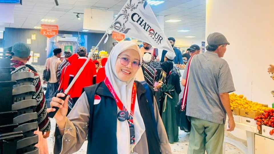 Dari Penonton hingga Sukses Pimpin 42 Jamaah Umroh Chatour Travel