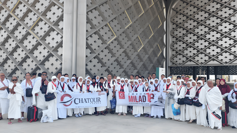 Tinggalkan Madinah, Jamaah Umroh Milad Chatour Travel Bertolak ke Makkah Gunakan Kereta Cepat Haramain