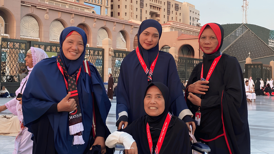 Intip Padat dan Khusyuknya Jamaah Umroh PUSAKA 9 Hari Chatour Travel