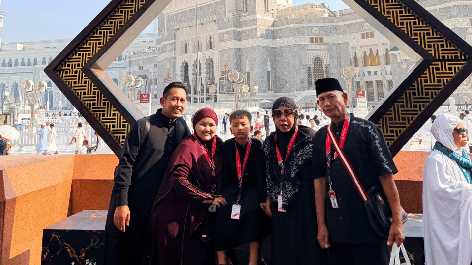 "Umroh Sekeluarga Harga Berapa?"