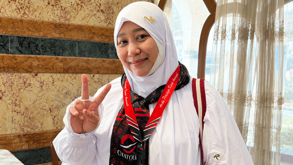 Seorang Warga Gresik Mantap Mendaftar Umroh dalam Sehari di Chatour Travel