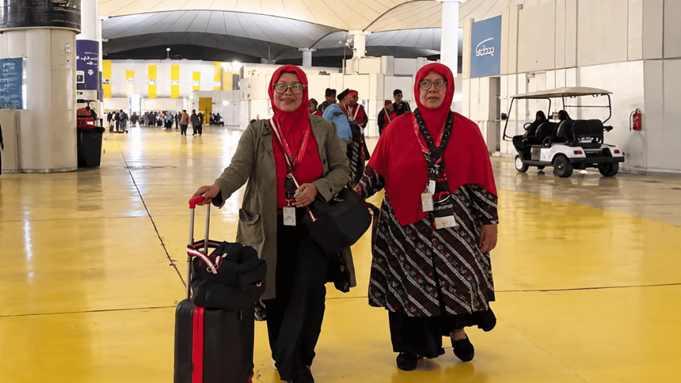 Atasi Jet Lag Saat Umroh: Simak Panduan Menjaga Kebugaran Tubuh Selama Penerbangan