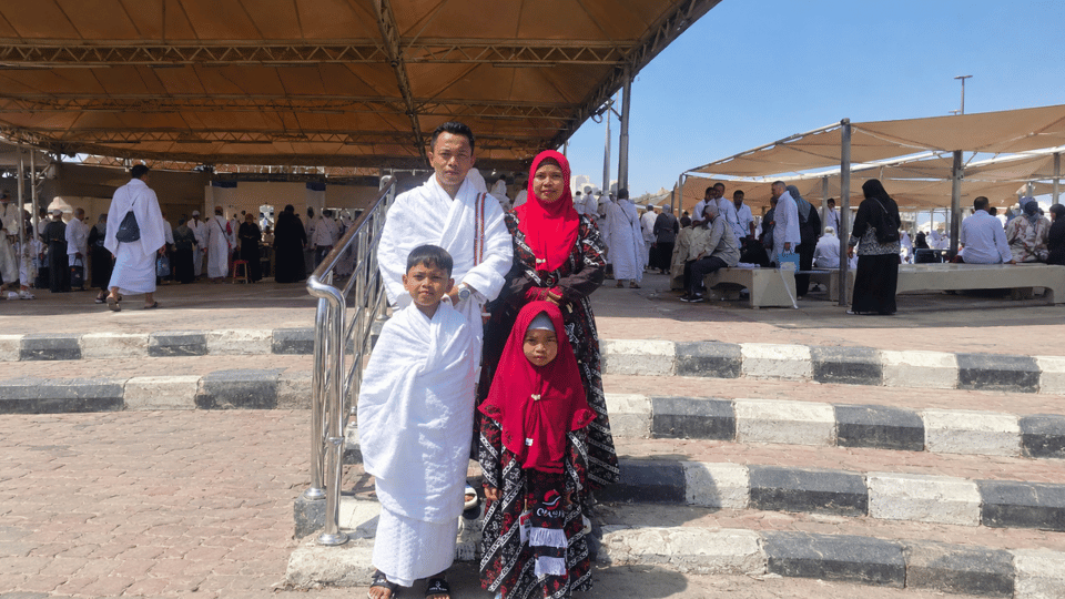 Haru Seorang Muthawwif Chatour Travel tentang Umroh Keluarga Bersama Si Kecil